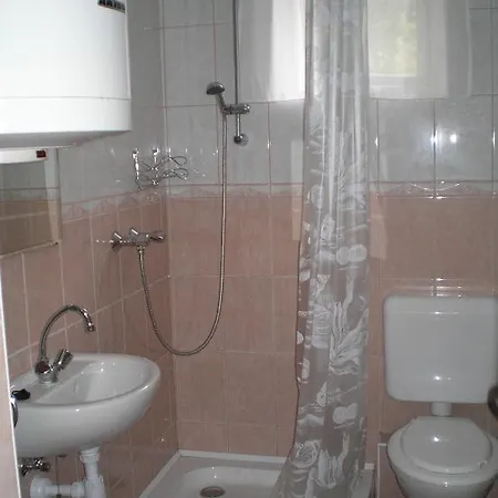 Vadasztanya Apartmanhazak 希欧福克