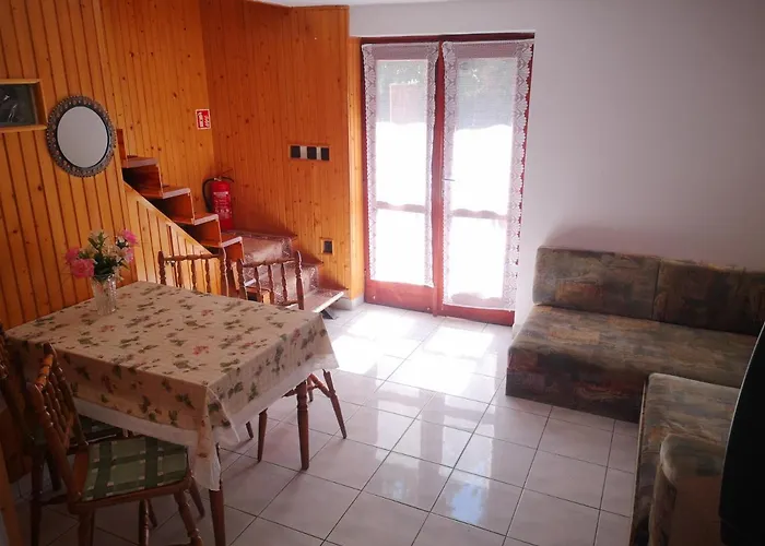 Vadásztanya Apartman *