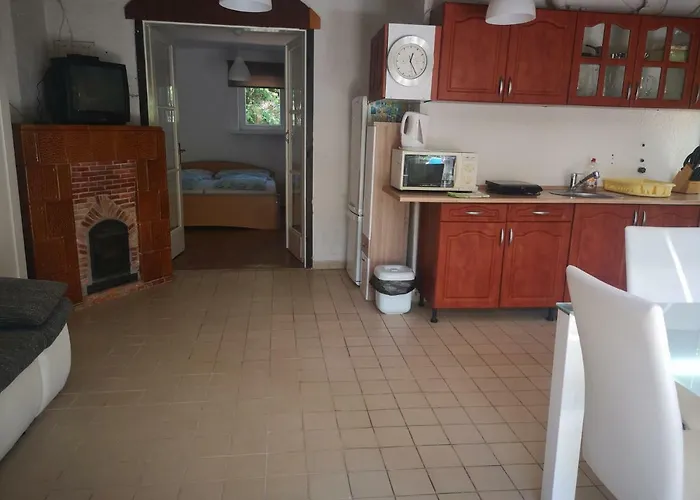 Vadásztanya Apartman *